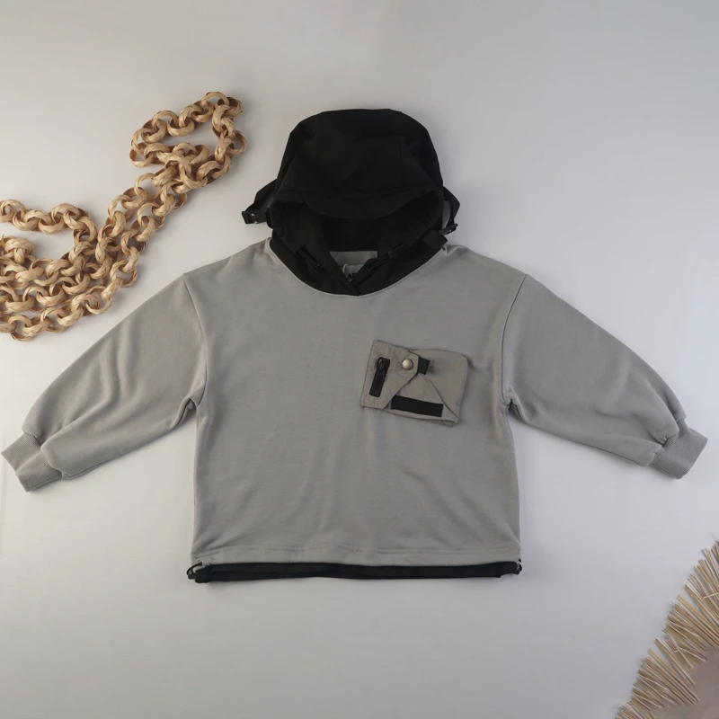 هودی بچگانه طوسی مشکی مدل Cargo Pocket (طرح دو تکه)