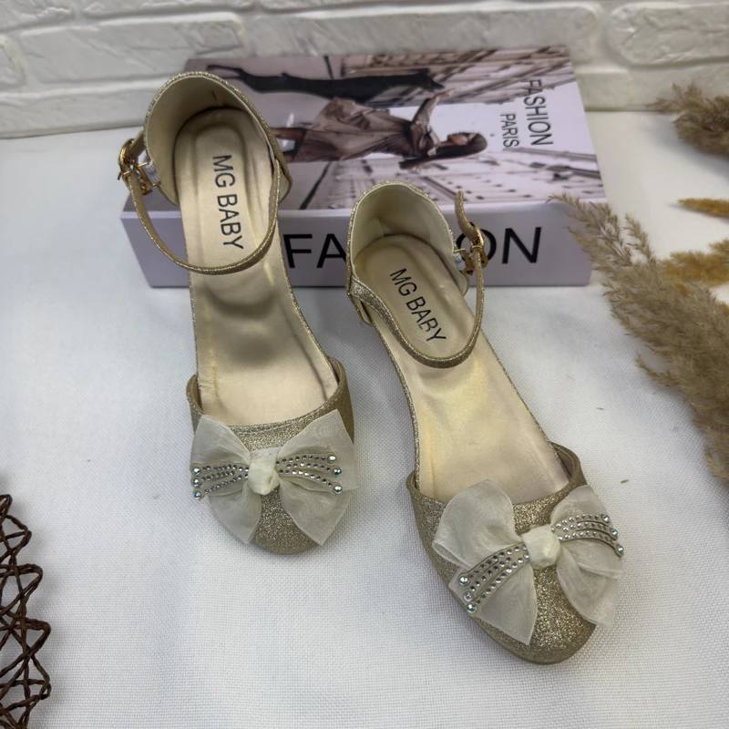 کفش دخترانه مجلسی جلو پروانه