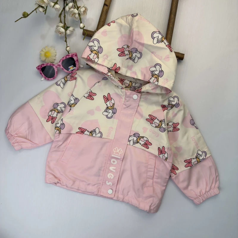 بادگیر و کاپشن بهاره دخترانه کلاه‌دار طرح دیزی داک (Daisy Duck) – رنگ صورتی و کرم