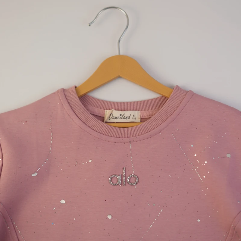 بلوز شاین‌دار دخترانه رنگ کالباسی