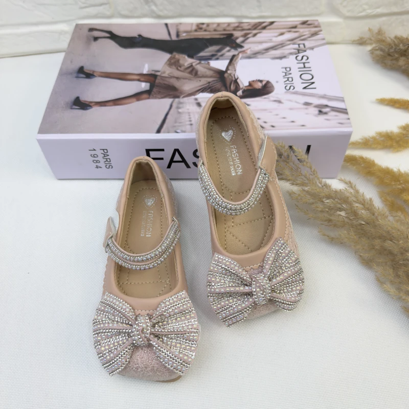 کفش دخترانه جلو پاپیون مروارید دوزی