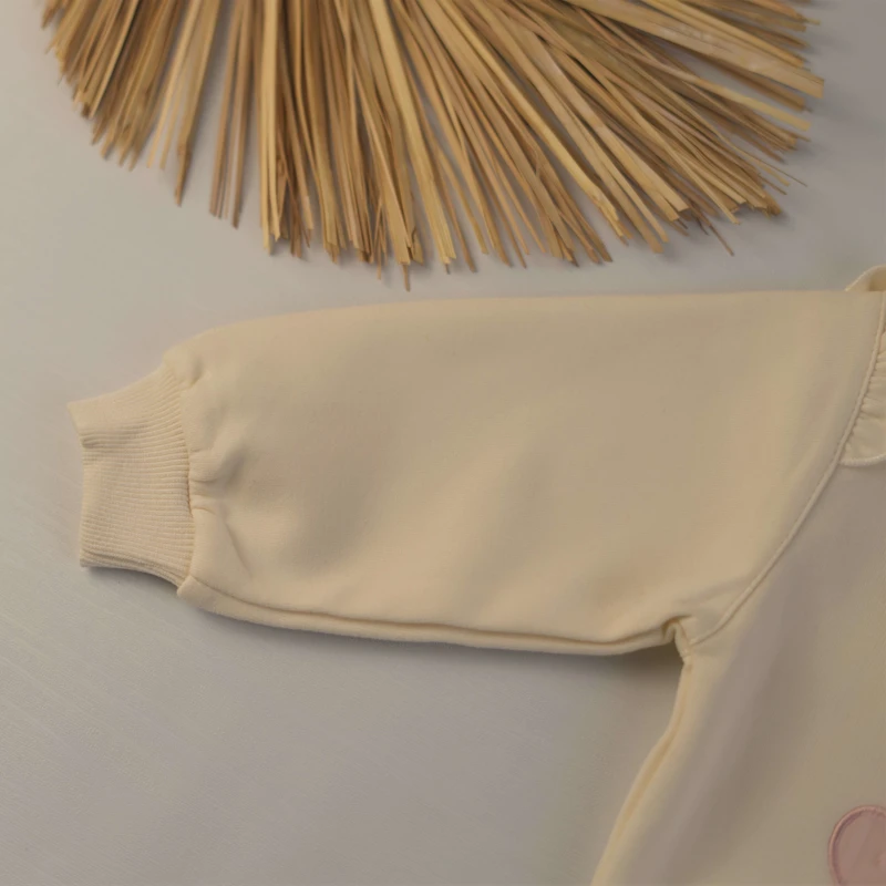 لباس دخترانه بچگانه طرح قلب مناسب استفاده روزمره