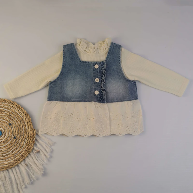 ست بچگانه جین روشن با دانتل