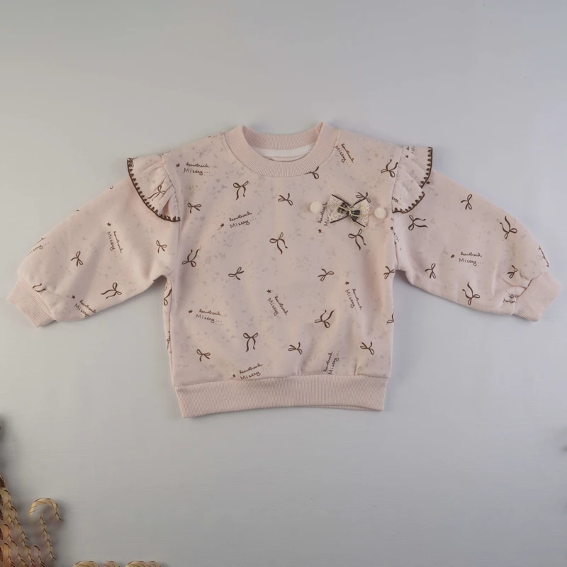 ست کامل بلوز و شلوار دخترانه صورتی با چاپ پاپیون و لبه توری