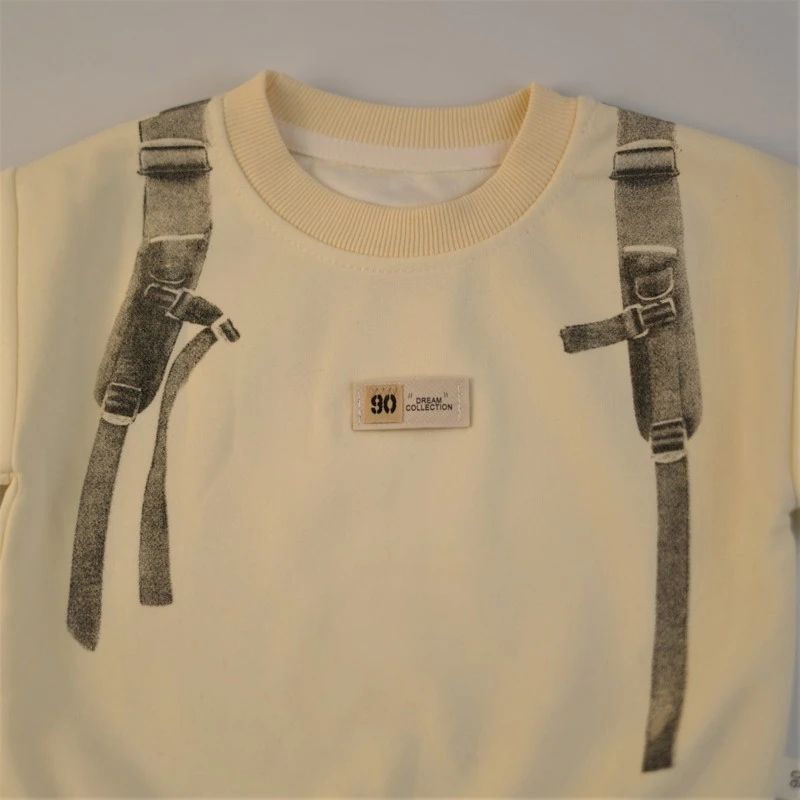 بلوز پسرانه گرم با چاپ کوله‌پشتی