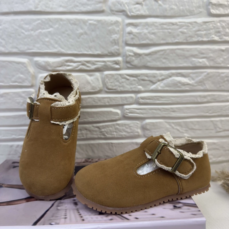 کفش دخترانه اشپالت خامه دوزی